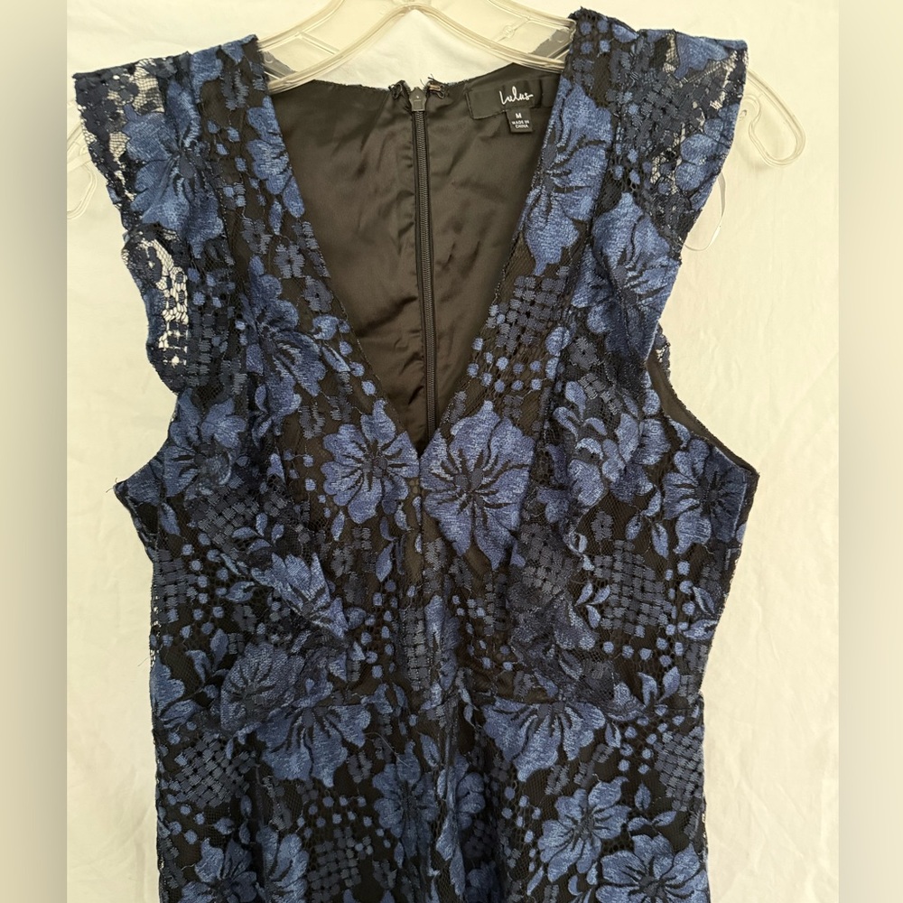 Lulu's Medium Lace Navy Floral Tiered Maxi Dress Blue
